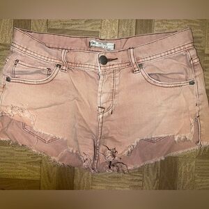 Free people shark bite denim shorts size 26 blush pink